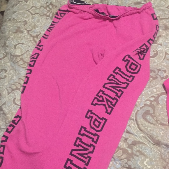 Victoria’s Secret sweatsuit - Picture 6 of 8
